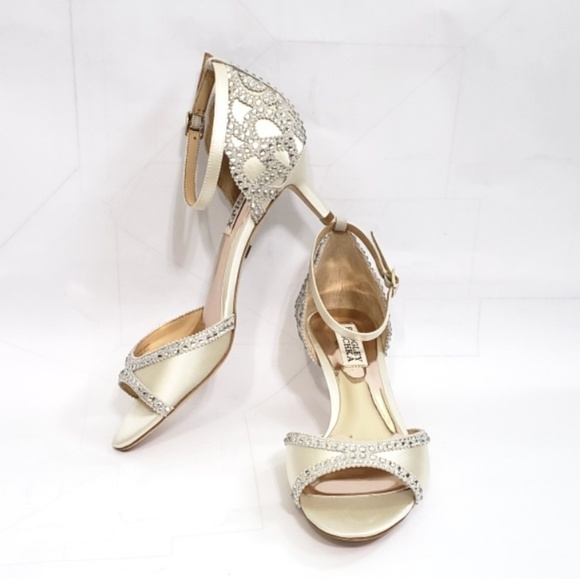Badgley Mischka Shoes - Badgley Mischka Gillian Ivory Sandal